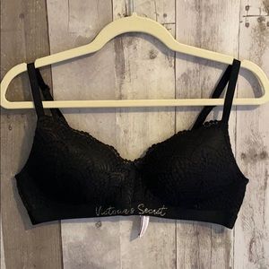 Laced no wire bra ✨